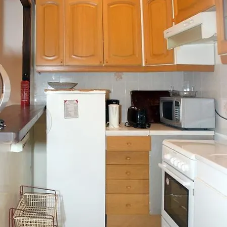 1 Bedroom Froidevaux - 4 Adults Apartamento Paris